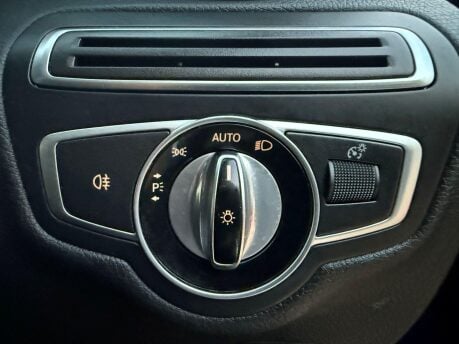 Mercedes-Benz C Class 2.1 C220d AMG Line (Premium Plus) Cabriolet G-Tronic+ Euro 6 (s/s) 2dr 24