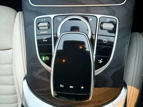 Mercedes-Benz C Class 2.1 C220d AMG Line (Premium Plus) Cabriolet G-Tronic+ Euro 6 (s/s) 2dr 23