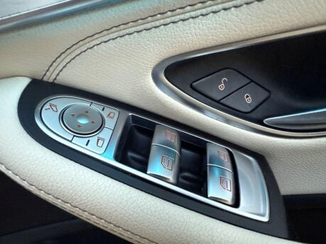 Mercedes-Benz C Class 2.1 C220d AMG Line (Premium Plus) Cabriolet G-Tronic+ Euro 6 (s/s) 2dr 30