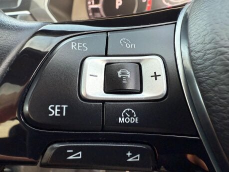 Volkswagen Tiguan 2.0 TDI BlueMotion Tech SEL DSG Euro 6 (s/s) 5dr 20