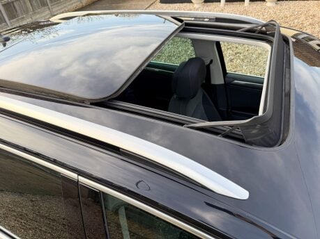 Volkswagen Tiguan 2.0 TDI BlueMotion Tech SEL DSG Euro 6 (s/s) 5dr 2