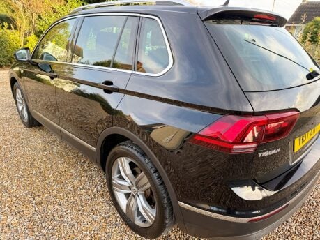 Volkswagen Tiguan 2.0 TDI BlueMotion Tech SEL DSG Euro 6 (s/s) 5dr 12
