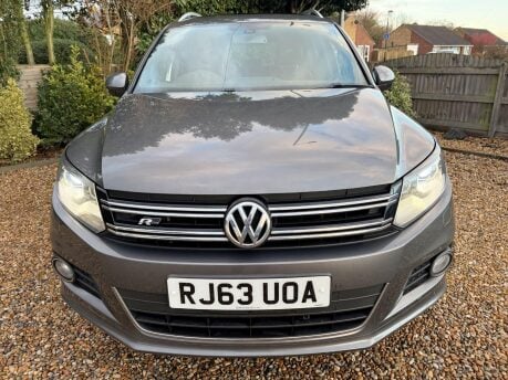 Volkswagen Tiguan 2.0 TDI BlueMotion Tech R-Line 4WD Euro 5 (s/s) 5dr 8