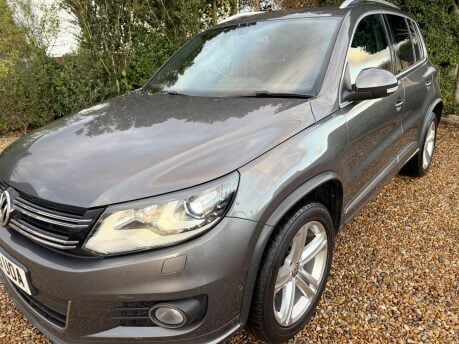 Volkswagen Tiguan 2.0 TDI BlueMotion Tech R-Line 4WD Euro 5 (s/s) 5dr 7
