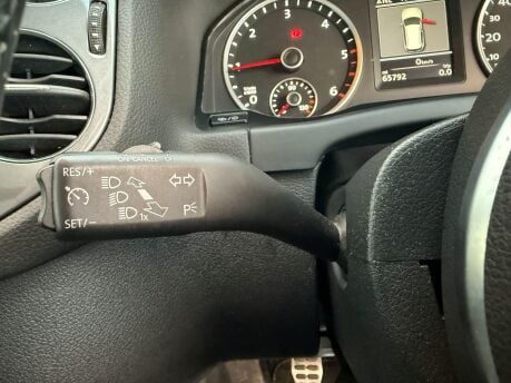 Volkswagen Tiguan 2.0 TDI BlueMotion Tech R-Line 4WD Euro 5 (s/s) 5dr 15