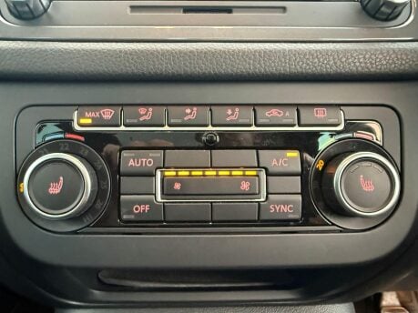 Volkswagen Tiguan 2.0 TDI BlueMotion Tech R-Line 4WD Euro 5 (s/s) 5dr 19