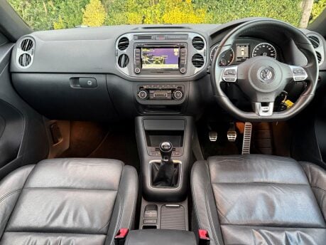 Volkswagen Tiguan 2.0 TDI BlueMotion Tech R-Line 4WD Euro 5 (s/s) 5dr 21
