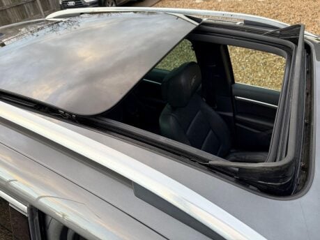 Volkswagen Tiguan 2.0 TDI BlueMotion Tech R-Line 4WD Euro 5 (s/s) 5dr 2