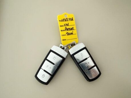 Volkswagen Passat 2.0 TDI BlueMotion Tech Highline DSG Euro 5 (s/s) 5dr 32