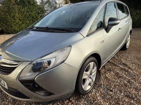 Vauxhall Zafira 1.8 16V Exclusiv Euro 5 5dr 5
