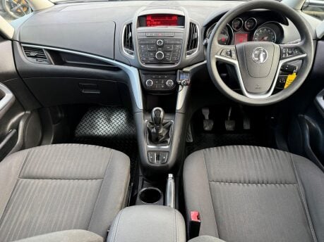 Vauxhall Zafira 1.8 16V Exclusiv Euro 5 5dr 14