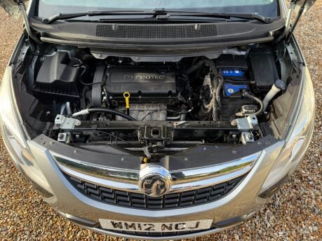 Vauxhall Zafira 1.8 16V Exclusiv Euro 5 5dr 11