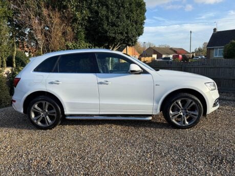 Audi Q5 2.0 TDI S line Plus quattro Euro 5 (s/s) 5dr 4