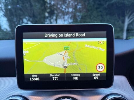 Mercedes-Benz GLA 2.1 GLA200d Sport (Premium Plus) Euro 6 (s/s) 5dr 18