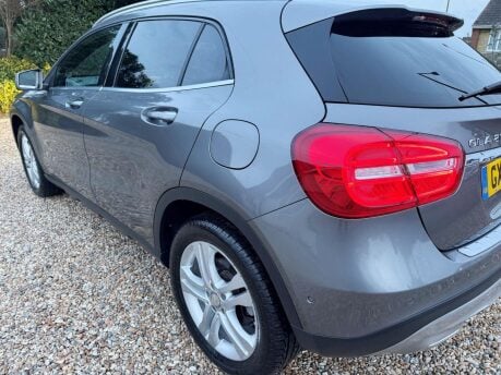 Mercedes-Benz GLA 2.1 GLA200d Sport (Premium Plus) Euro 6 (s/s) 5dr 12