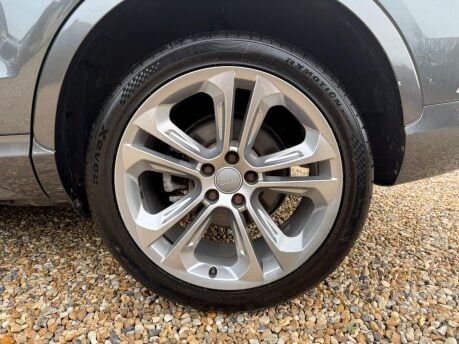 Audi Q3 2.0 TDI S line Plus S Tronic quattro Euro 6 (s/s) 5dr 11