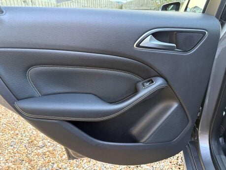 Mercedes-Benz B Class 2.1 B220 CDI Sport 7G-DCT Euro 6 (s/s) 5dr 29
