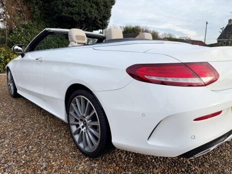 Mercedes-Benz C Class 2.1 C250d AMG Line (Premium Plus) Cabriolet G-Tronic+ Euro 6 (s/s) 2dr 10