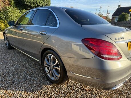 Mercedes-Benz C Class 2.1 C250d Sport (Premium) Saloon 4dr Diesel 7G-Tronic+ Euro 6 (s/s) (204 ps 12