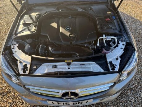 Mercedes-Benz C Class 2.1 C250d Sport (Premium) Saloon 4dr Diesel 7G-Tronic+ Euro 6 (s/s) (204 ps 17