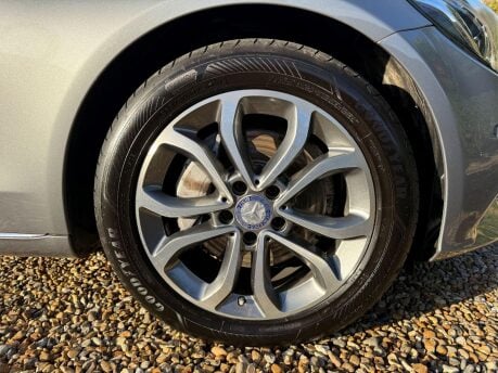 Mercedes-Benz C Class 2.1 C250d Sport (Premium) Saloon 4dr Diesel 7G-Tronic+ Euro 6 (s/s) (204 ps 15