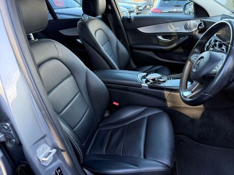 Mercedes-Benz C Class 2.1 C250d Sport (Premium) Saloon 4dr Diesel 7G-Tronic+ Euro 6 (s/s) (204 ps 27