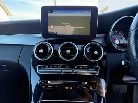 Mercedes-Benz C Class 2.1 C250d Sport (Premium) Saloon 4dr Diesel 7G-Tronic+ Euro 6 (s/s) (204 ps 25