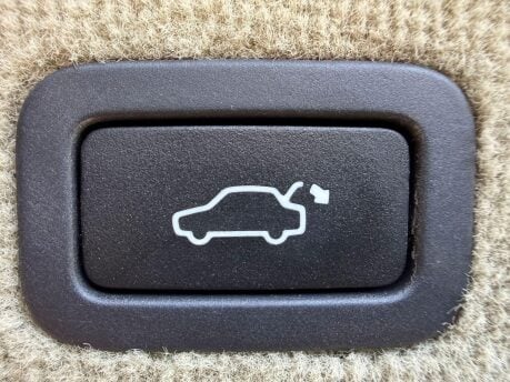 Jaguar XF 3.0d V6 Portfolio Sportbrake Auto Euro 5 (s/s) 5dr 21