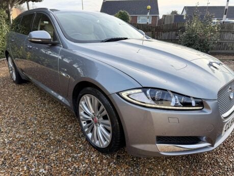 Jaguar XF 3.0d V6 Portfolio Sportbrake Auto Euro 5 (s/s) 5dr 8