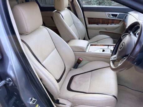 Jaguar XF 3.0d V6 Portfolio Sportbrake Auto Euro 5 (s/s) 5dr 18