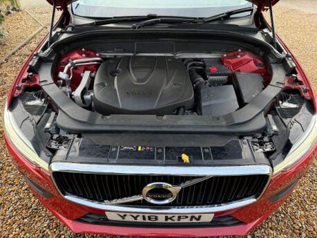Volvo XC60 2.0 D4 Momentum Auto AWD Euro 6 (s/s) 5dr 15