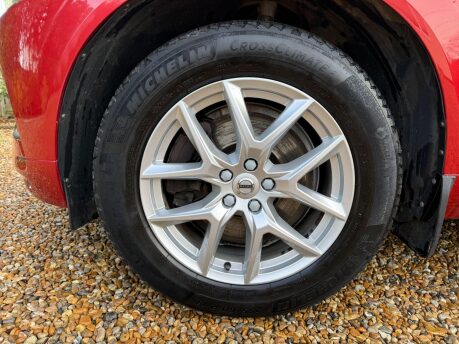 Volvo XC60 2.0 D4 Momentum Auto AWD Euro 6 (s/s) 5dr 12