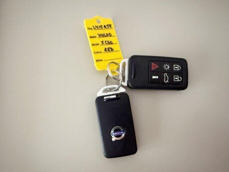 Volvo XC60 2.4 D5 SE Lux Nav Auto AWD Euro 6 (s/s) 5dr 36