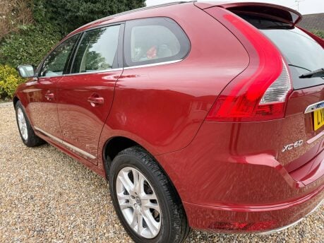 Volvo XC60 2.4 D5 SE Lux Nav Auto AWD Euro 6 (s/s) 5dr 10