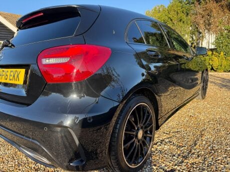 Mercedes-Benz A Class 2.1 A200d AMG Line (Premium) Hatchback 5dr Diesel 7G-DCT Euro 6 (s/s) (136 8