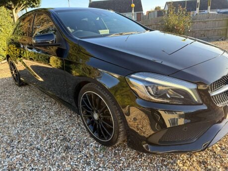 Mercedes-Benz A Class 2.1 A200d AMG Line (Premium) Hatchback 5dr Diesel 7G-DCT Euro 6 (s/s) (136 7