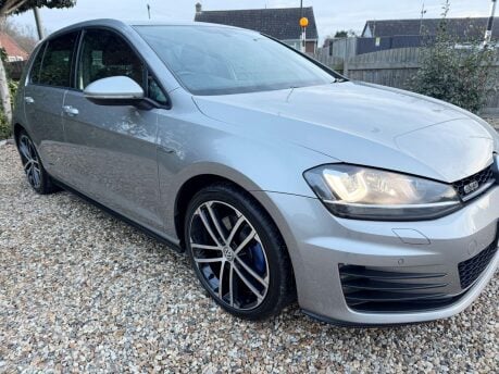 Volkswagen Golf 2.0 TDI BlueMotion Tech GTD DSG Euro 6 (s/s) 5dr 6
