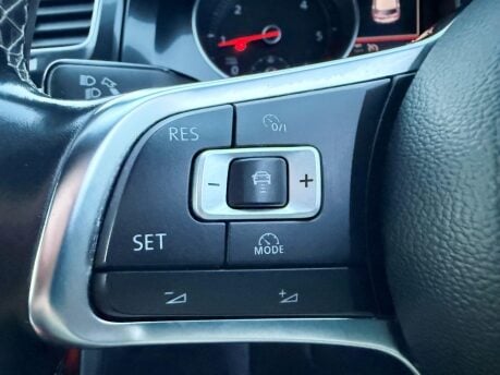 Volkswagen Golf 2.0 TDI BlueMotion Tech GTD DSG Euro 6 (s/s) 5dr 17