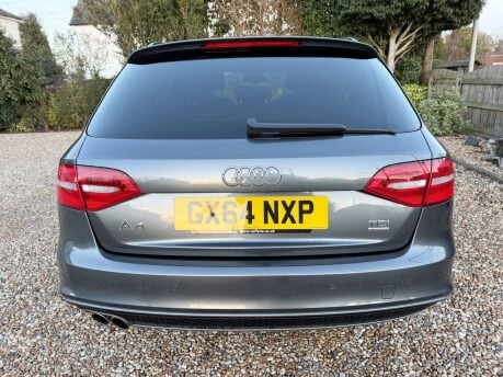 Audi A4 2.0 TDI Black Edition quattro Euro 5 (s/s) 5dr 8