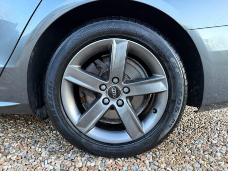 Audi A4 2.0 TDI Black Edition quattro Euro 5 (s/s) 5dr 10