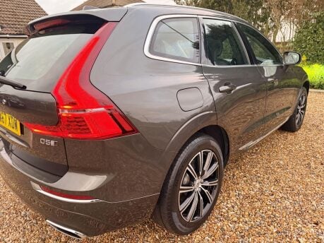 Volvo XC60 2.0 D5 PowerPulse Inscription Auto AWD Euro 6 (s/s) 5dr 10
