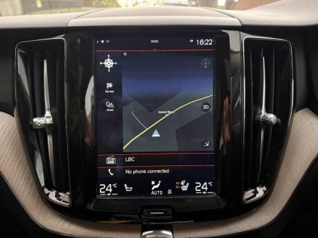 Volvo XC60 2.0 D5 PowerPulse Inscription Auto AWD Euro 6 (s/s) 5dr 21