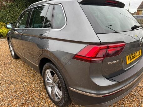 Volkswagen Tiguan 2.0 TDI SEL DSG 4Motion Euro 6 (s/s) 5dr 10