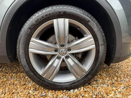 Volkswagen Tiguan 2.0 TDI SEL DSG 4Motion Euro 6 (s/s) 5dr 14