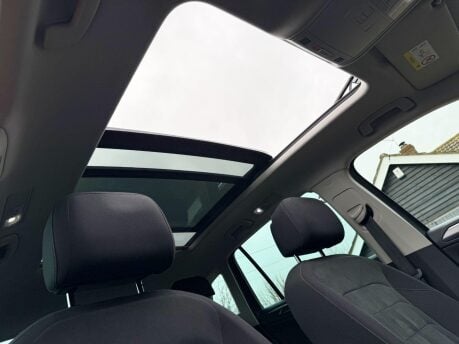 Volkswagen Tiguan 2.0 TDI SEL DSG 4Motion Euro 6 (s/s) 5dr 3