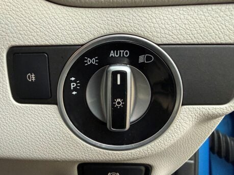 Mercedes-Benz GLA 2.1 GLA200d Sport (Premium Plus) 7G-DCT Euro 6 (s/s) 5dr 26