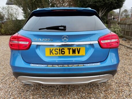 Mercedes-Benz GLA 2.1 GLA200d Sport (Premium Plus) 7G-DCT Euro 6 (s/s) 5dr 11