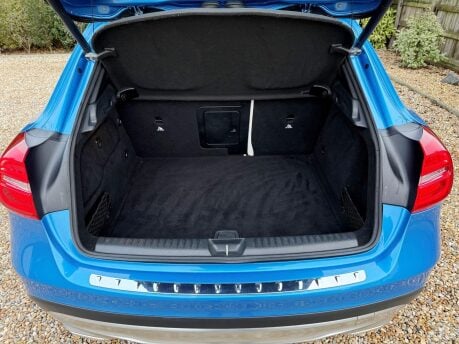 Mercedes-Benz GLA 2.1 GLA200d Sport (Premium Plus) 7G-DCT Euro 6 (s/s) 5dr 35