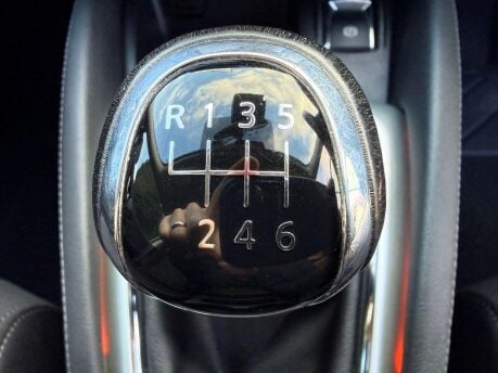 Nissan Qashqai 1.5 dCi N-Connecta 2WD Euro 6 (s/s) 5dr 18