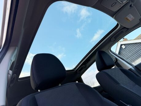 Nissan Qashqai 1.5 dCi N-Connecta 2WD Euro 6 (s/s) 5dr 13